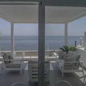 https://beach-front-bahia-dorada.1costadelsol.com